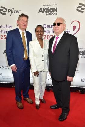 3 German Hearing Film Award 2025 Andreas Bethke, CEO of the DBSV, Awet Tesfasiesus, Member of Parliament, Alliance90 The Greens, Hans Werner Lange, President of the DBSV Arrival at the c in Berlin, on 25 03 2025 Photopress Mueller