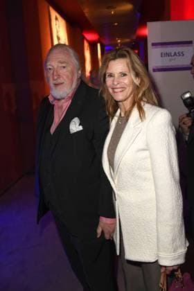 Felix von Manteuffel and Leslie Malton at the German Audio Film Award ceremony on 25 03 2025 in Berlin German Audio Film Award 2025 in Berlin