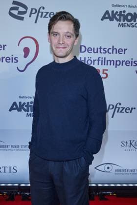 Jonas Nay guest arrival for the 23 German Audio Film Award 2025 at the Colosseum Filmtheater in Berlin on 25 02 2025 23 German Audio Film Award 2025