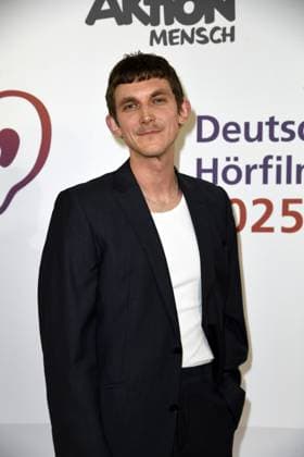Giacomo Gianniotti at the 23 GERMAN HEARING FILM AWARD 2025 at the Filmtheater Colosseum in Berlin on 25 03 2025