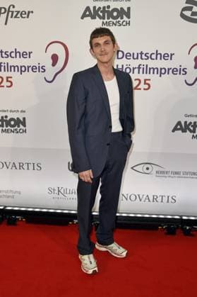 Giacomo Gianniotti at the 23 GERMAN HEARING FILM AWARD 2025 at the Filmtheater Colosseum in Berlin on 25 03 2025