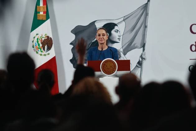 Mexico s President, Claudia Sheinbaum Pardo speaks during a briefing about the congressional decision on the case for the removal of the immunity of legislator Cuauhto moc Blanco after he was accused of sexual abuse. At National Palace. on March 26, 2025 in Mexico City, Mexico. Mexico City Mexico - ZUMAe321 20250326_zia_e321_013 Copyright: xCarlosxSantiagox