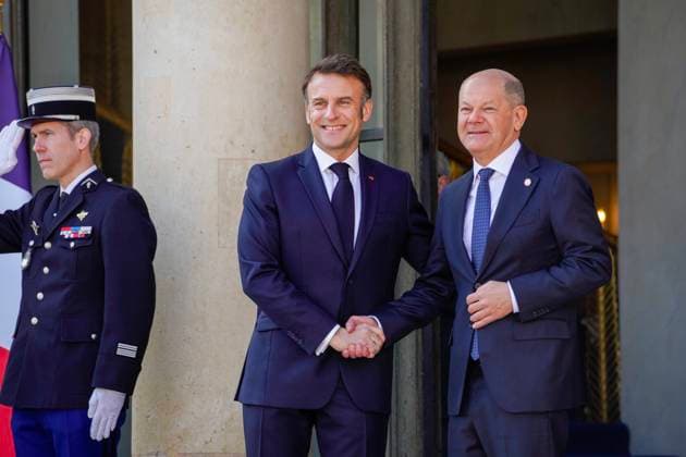 Store deltar pa Ukraina-toppmote i Paris Paris, Frankrike 20250327. Frankrikes president Emmanuel Macron tar i mot Det europeiske rads president Antonio Costa for toppmotet i Paris torsdag, der temaet er krigen i Ukraina og sikkerhetssituasjonen i Europa. Foto: Ole Berg-Rusten NTB POOL Paris Frankrike UPtCrlGNh-A EDITORIAL USE ONLY Ref:_BNC_POLUPtCrlGNh-A.jpg *** Major participants at Ukraine summit in Paris Paris, France 20250327 French President Emmanuel Macron receives European Council President Antonio Costa for the summit in Paris on Thursday, where the theme is the war in Ukraine and the security situation in Europe Photo Ole Berg Rusten NTB POOL Paris France UPtCrlGNh A EDITORIAL USE ONLY Ref BNC POLUPtCrlGNh A jpg  Copyright: xOlexBerg-Rustenx xNTBx
