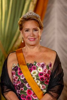 Luxemburger Royals veranstalteten Gala-Dinner für Tharman Shanmugaratnam aus Singapur 27-03-2025 Gala Grand Duchess Maria Teresa with Tharman Shanmugaratnam, President of the Republic of Singapore, and Mrs. Jane Ittogi Shanmugaratnam pictured at the state banquet before the statebanquet at Palais Grand-Ducal on the 1st day of the 2 day statevisit to Luxembourg. Â  Copyright: xPPEx