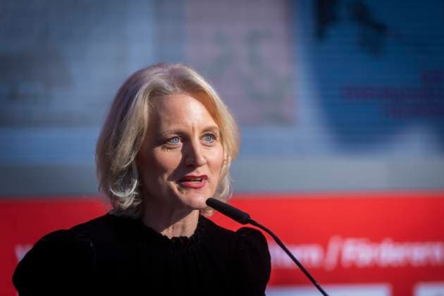 Leipzig Book Fair At the new fair, 2,040 exhibitors from 45 countries will present this years new products The fairs motto this year is Words move worlds This years guest country is Norway Director of the Leipzig Book Fair Astrid Böhmich at the award ceremony Leipzig Saxony Germany