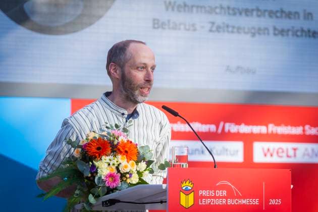 Leipzig Book Fair In the new fair, 2,040 exhibitors from 45 countries will present this years new products The fairs motto this year is Words move worlds This years guest country is Norway Award cerem