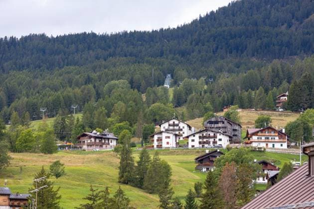 Sommerlandschaft von Cortina d Ampezzo, Italien Sommerlandschaft von Cortina d Ampezzo, Italien Copyright: xZoonar.com NataliyaxNazarovax 23105519