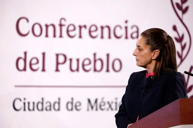 Mexican President, Claudia Sheinbaum Pardo, speaks during a briefing about the Welfare Pension Fund at National Palace. on March 31, 2025 in Mexico City, Mexico. Mexico City Mexico - ZUMAe321 20250331_zia_e321_039 Copyright: xLuisxBarronx