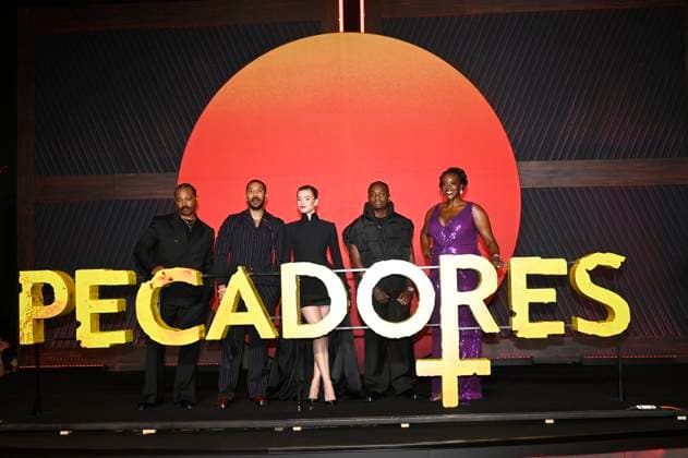 March 31, 2025, Mexico City, Ciudad de Mexico, Mexico: (L-R) Ryan Coogler, Michael B. Jordan, Hailee Steinfeld, Miles Caton and Wunmi Mosaku attend the red carpet for the movie Sinners at Plaza Universidad. on March 31, 2025 in Mexico City, Mexico. Mexico City Mexico - ZUMAe321 20250331_zea_e321_105 Copyright: xCarlosxTischlerx