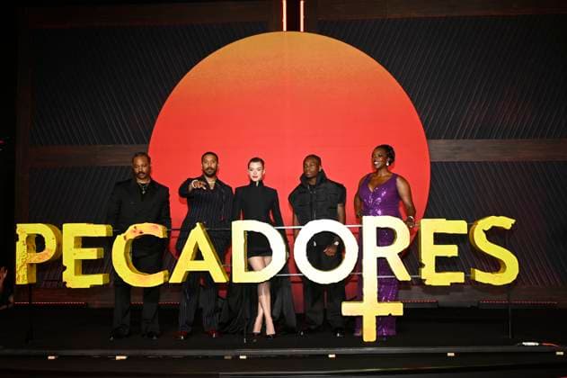 March 31, 2025, Mexico City, Ciudad de Mexico, Mexico: (L-R) Ryan Coogler, Michael B. Jordan, Hailee Steinfeld, Miles Caton and Wunmi Mosaku attend the red carpet for the movie Sinners at Plaza Universidad. on March 31, 2025 in Mexico City, Mexico. Mexico City Mexico - ZUMAe321 20250331_zea_e321_130 Copyright: xCarlosxTischlerx