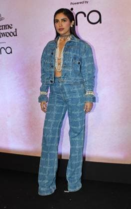Fashion show red carpet event in Mumbai - 01 Apr 2025 Bollywood actress Bhumi Pednekar poses for a photo as she arrives for a fashion show event in Mumbai. Mumbai India Copyright: xAshishxVaishnavx xSOPAxImagesx AVaishnav_Fashion show red carpet event in Mumbai (22)