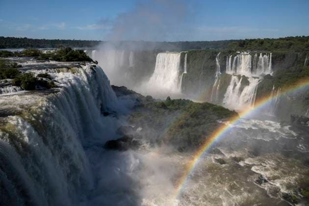 Creative Highlights World Beautiful view to waterfalls and rainbow in Iguaçu Falls Foz do Iguaçu, State of Paraná, Brazil R_GNUJ250401B-1697397-01