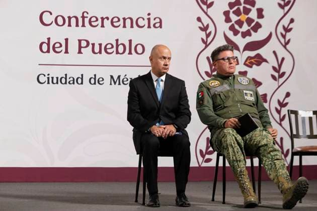 Claudia Sheinbaum, President Of Mexico, Will Announce A Program To Strengthen The Economy In Response To Donald Trump s Tariffs Jesus Antonio Esteva Medina, Secretary of Communications and Transportation, and Jesus Ricardo Vallejo, engineer and commander of the Felipe Angeles Engineering Group, hold a press conference at the National Palace in Mexico City, Mexico, where they mention that they announce a program to strengthen the economy in response to the tariffs imposed by Donald Trump, which go into effect on April 2, 2025. Mexico City Mexico City Mexico Copyright: xGerardoxVieyrax originalFilename: vieyra-notitle250402_np1vY.jpg