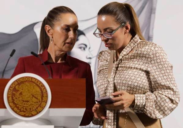 Claudia Sheinbaum, President Of Mexico, Will Announce A Program To Strengthen The Economy In Response To Donald Trump s Tariffs Claudia Sheinbaum, President of Mexico, speaks during a press conference at the National Palace in Mexico City, Mexico, where she states that she will announce a program to strengthen the economy in response to the tariffs imposed by Donald Trump, which go into effect on April 2, 2025. Mexico City Mexico City Mexico  Copyright: xGerardoxVieyrax originalFilename: vieyra-notitle250402_npGdb.jpg