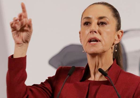 Claudia Sheinbaum, President Of Mexico, Will Announce A Program To Strengthen The Economy In Response To Donald Trump s Tariffs Claudia Sheinbaum, President of Mexico, holds a press conference at the National Palace in Mexico City, Mexico, where she mentions that she announces a program to strengthen the economy in response to the tariffs imposed by Donald Trump, which go into effect on April 2, 2025. Mexico City Mexico City Mexico  Copyright: xGerardoxVieyrax originalFilename: vieyra-notitle250402_npTNH.jpg