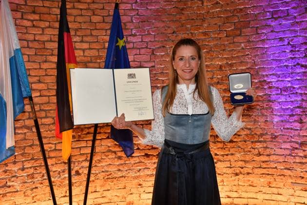 Stefanie Hertel Award of the Bavarian State Medal for Social Merit 2025 Allerheiligen Hofkirche, Munich Residence 03 April 2025