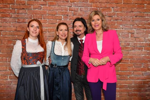 Johanna Mross, Stefanie Hertel with husband Lenny and Anouschka Horn Award of the Bavarian State Medal for Social Merit 2025 Allerheiligen Hofkirche, Munich Residence 03 April 2025