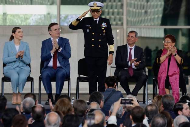 Claudia Sheinbaum, President Of Mexico, Presented Plan Mexico To Mitigate Donald Trump s Tariff Imposition Admiral Raymundo Pedro Morales Angeles (center), Secretary of the Navy, accompanies Claudia Sheinbaum, President of Mexico, as she presents Plan Mexico to mitigate the imposition of tariffs by Donald Trump at the National Museum of Anthropology in Mexico City, Mexico, on April 3, 2025. Mexico City Mexico  Copyright: xGerardoxVieyrax originalFilename: vieyra-notitle250403_npox7.jpg