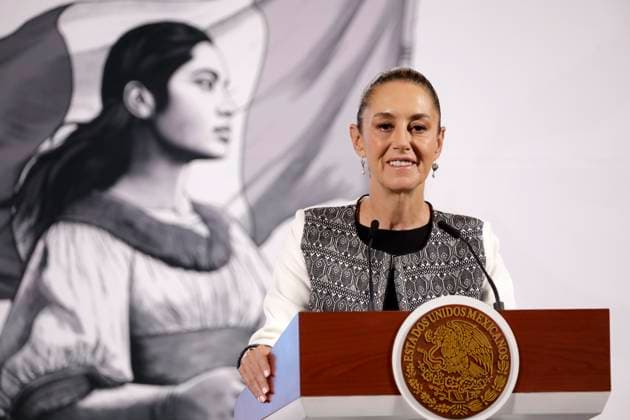 April 3, 2025, Mexico City, Mexico: President CLAUDIA SHEINBAUM speaks during a news conference about the negotiations and the lack of additional tariffs from the United States government at National Palace. Mexico City Mexico - ZUMAe321 20250403_zia_e321_003 Copyright: xLuisxBarronx