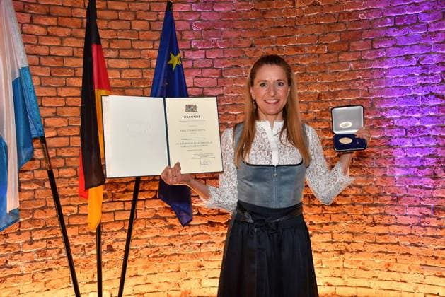 Stefanie Hertel at the award ceremony for the Bavarian State Medal for Social Merit 2025 in the Allerheiligen Hofkirche, Residenz on 3 April 2025 in Munich Bavarian State Medal for Stefanie Hertel and Sven Hannawald in Munich