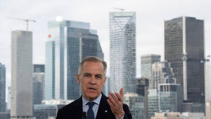 April 4, 2025, Montreal, Pq, Canada: Liberal leader Mark Carney speaks during a campaign stop, Friday, April 4, 2025 in Montreal. Montreal Canada  - ZUMAc35_ 20250404_zaf_c35_001 Copyright: xAdrianxWyldx