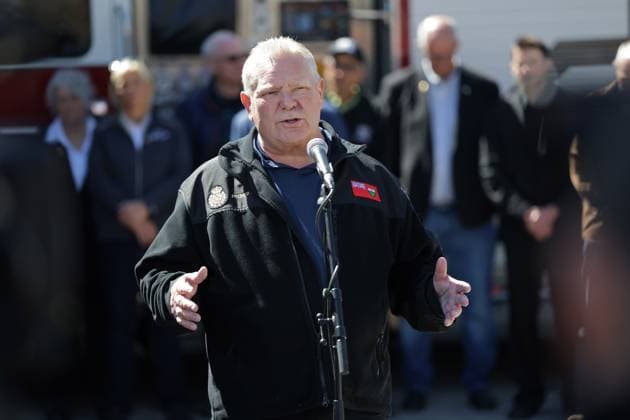 April 4, 2025, Orillia, On, Canada: Ontario Premiere Doug Ford speaks to media at the Storm Command Centre in Orillia, Ont. on Friday April 4, 2025. He arrived to inspect the damages from the ice storm and thank front-line volunteers and workers. Orillia Canada  - ZUMAc35_ 20250404_zaf_c35_019 Copyright: xChristopherxDrostx