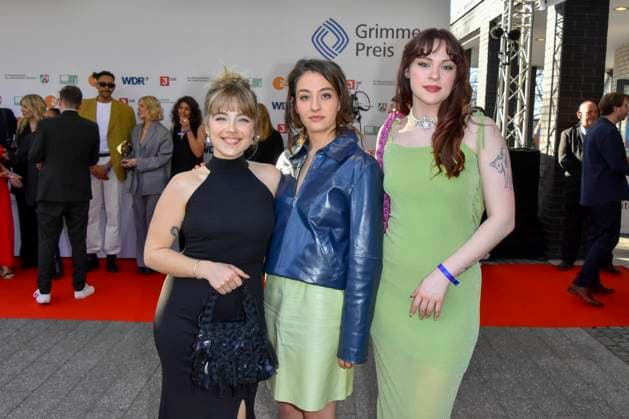 Jana Forkel, Elsa van Damke, Marie Bloching, Angemessen Angry as guests at the 61 Grimme Award ceremony on 04 04 2025 in Marl NRW Germany