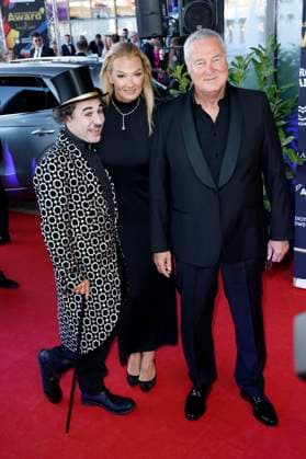 Albert de Paris as Charlie Chaplin, Franziska van Almsick and Jürgen B Harder at the presentation of the 25 Radio Regenbogen Award 2025 in the Europa Park Arena Rust, 04 04 2025 Foto:xS.xGabschx xFuturexImagex regenbogen_5405