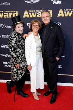 Albert de Paris, Marianne Mack and Roland Mack at the presentation of the 25 Radio Regenbogen Award 2025 in the Europa Park Arena Rust, 04 04 2025 Foto:xS.xGabschx xFuturexImagex regenbogen_5418