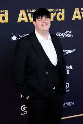Isaak Guderian at the presentation of the 25 Radio Regenbogen Award 2025 in the Europa Park Arena Rust, 04 04 2025 Foto:xS.xGabschx xFuturexImagex regenbogen_5431