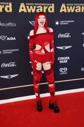 Sophie and the Giants at the presentation of the 25 Radio Regenbogen Award 2025 in the Europa Park Arena Rust, 04 04 2025 Foto:xS.xGabschx xFuturexImagex regenbogen_5446