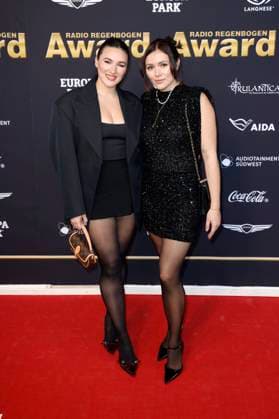 Katharina Damm and Anna Maria Damm at the presentation of the 25 Radio Regenbogen Award 2025 in the Europa Park Arena Rust, 04 04 2025 Foto:xS.xGabschx xFuturexImagex regenbogen_5454