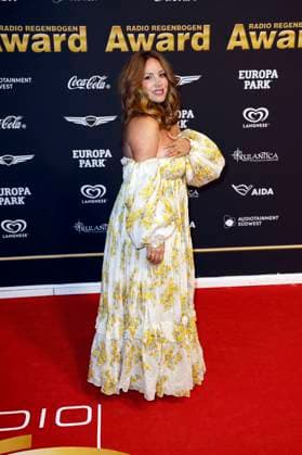 Enissa Amani at the presentation of the 25 Radio Regenbogen Award 2025 in the Europa Park Arena Rust, 04 04 2025 Foto:xS.xGabschx xFuturexImagex regenbogen_5553