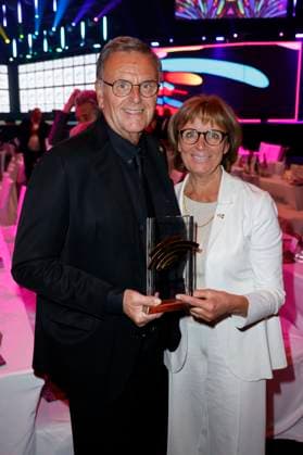 Roland Mack with his wife Marianne Mack at the presentation of the 25 Radio Regenbogen Award 2025 in the Europa Park Arena Rust, 04 04 2025 Foto:xS.xGabschx xFuturexImagex regenbogen_5569
