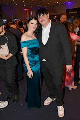 Isaak Guderian with his wife Loreen at the presentation of the 25 Radio Regenbogen Award 2025 in the Europa Park Arena Rust, 04 04 2025 Foto:xS.xGabschx xFuturexImagex regenbogen_5573