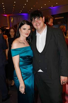 Isaak Guderian with his wife Loreen at the presentation of the 25 Radio Regenbogen Award 2025 in the Europa Park Arena Rust, 04 04 2025 Foto:xS.xGabschx xFuturexImagex regenbogen_5575