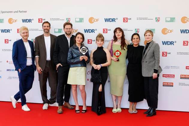 Marie Bloching, Elsa van Damke and Jana Forkel with the Angemessen Angry team at the 61 Grimme Award 2025 ceremony at Theater Marl Marl, 04 04 2025 Foto:xT.xSchröerx xFuturexImagex grimme_5417