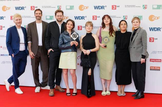 Marie Bloching, Elsa van Damke and Jana Forkel with the Angemessen Angry team at the 61 Grimme Award 2025 ceremony at Theater Marl Marl, 04 04 2025 Foto:xT.xSchröerx xFuturexImagex grimme_5418