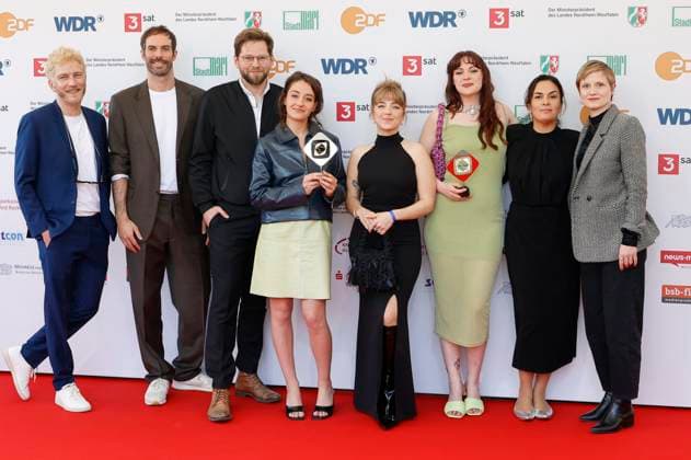 Marie Bloching, Elsa van Damke and Jana Forkel with the Angemessen Angry team at the 61 Grimme Award 2025 ceremony at Theater Marl Marl, 04 04 2025 Foto:xT.xSchröerx xFuturexImagex grimme_5419