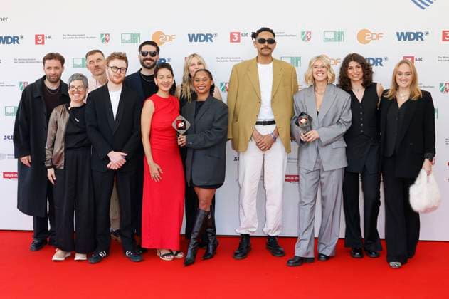 Philipp Weimar, Nikolas Holl, Lucie Schöner, Leonie Haenchen and Paula Menzel with team at the 61 Grimme Prize 2025 award ceremony in Marl Marl Theater, 04 04 2025 Foto:xT.xSchröerx xFuturexImagex grimme_5447