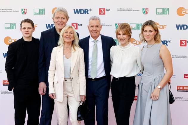 Max von der Groeben, Alexander von der Groeben, Ulrike von der Groeben, Peter Kloeppel, Carol Kloeppel and Geena Kloeppel at the 61 Grimme Award 2025 ceremony at the Marl Marl Theater, 04 04 2025 Foto:xT.xSchröerx xFuturexImagex grimme_5484