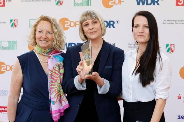 Steffi Niederzoll and guests at the 61 award ceremony of the Grimme Prize 2025 at Theater Marl Marl, 04 04 2025 Foto:xT.xSchröerx xFuturexImagex grimme_5504