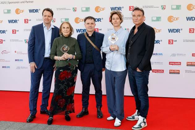 Guest, Gabriela Sperl, Thomas Wendrich, Pia Strietmann and Oliver Masucci at the 61 Grimme Award 2025 ceremony at Theater Marl Marl, 04 04 2025 Foto:xT.xSchröerx xFuturexImagex grimme_5515