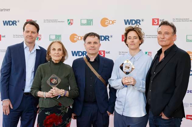Guest, Gabriela Sperl, Thomas Wendrich, Pia Strietmann and Oliver Masucci at the 61 Grimme Award 2025 ceremony at Theater Marl Marl, 04 04 2025 Foto:xT.xSchröerx xFuturexImagex grimme_5517