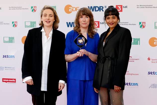 Jenny Lou Ziegel, Hilke Rönnfeldt and Salka Weber at the 61 award ceremony of the Grimme Prize 2025 at the Theater Marl Marl, 04 04 2025 Foto:xT.xSchröerx xFuturexImagex grimme_5527