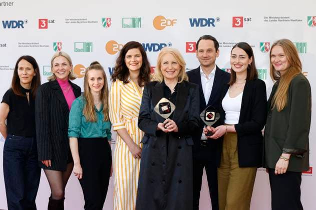 Sophie Averkamp, Maren Kroymann, Sebastian Colley and Maira Inselmann with team at the 61 award ceremony of the Grimme Prize 2025 at the Theater Marl Marl, 04 04 2025 Foto:xT.xSchröerx xFuturexImagex grimme_5536