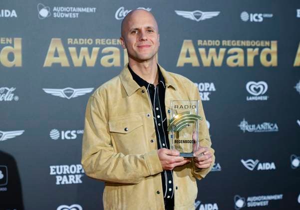 Rust, Germany April 04, 2025 The 25th Radio Regenbogen Award at Europa Park with Belgian Musician Milow Jonathan Ivo Gilles Vandenbroeck 25th Radio Regenbogen Award at Europa Park