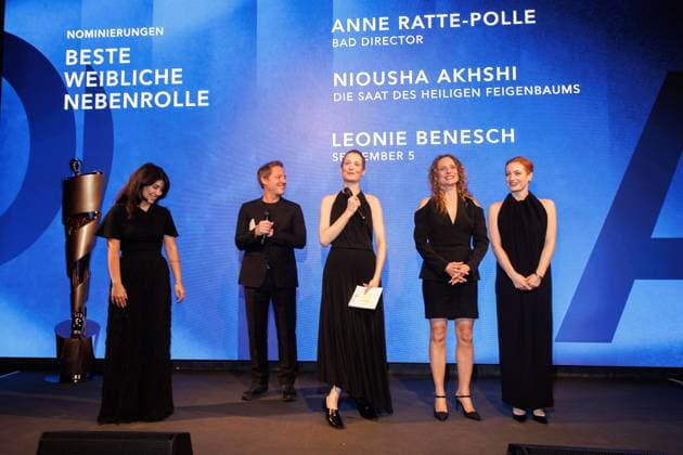 Event German Film Award 2025 Nominees Evening Niousha Akhshi, Florian Gallenberger, Vicky Krieps, Anne Ratte Polle and Leonie Benesch at the German Film Award 2025 Nominees Evening at Fotografiska on 05 04 2025 in Berlin Copyright: xEventpressxKochanx