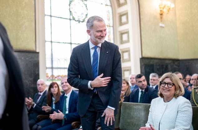 The King presents the V edition of the National Statistics Award King Felipe VI presents the V edition of the National Statistics Award to the professor in the area of Statistics and Operations Research of the Polytechnic University of Madrid, María Concepción Bielza, at the Royal Academy of Exact, Physical and Natural Sciences, on April 7, 2025, in Madrid Spain The National Statistics Institute INE recognizes the work of María Concepción Bielza with the V edition of the National Statistics Award for the quality and impact of her scientific contributions in the field of statistics with her work on machine learning and artificial intelligence 07 APRIL 2025 PREMIOS REALEZA REY DE ESPAÑA Madrid Madrid Madrid Espana  Copyright: xAlbertoxOrtegax 6629924
