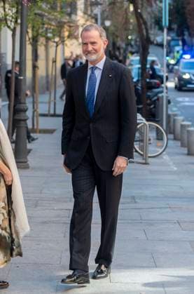 The King presents the V edition of the National Statistics Award King Felipe VI enters the V edition of the National Statistics Award to the professor in the area of Statistics and Operations Research of the Polytechnic University of Madrid, María Concepción Bielza, at the Royal Academy of Exact, Physical and Natural Sciences, on April 7, 2025, in Madrid Spain The National Statistics Institute INE recognizes the work of María Concepción Bielza with the V edition of the National Statistics Award for the quality and impact of her scientific contributions in the field of statistics with her work on machine learning and artificial intelligence 07 APRIL 2025 PREMIOS REALEZA REY DE ESPAÑA Madrid Madrid Madrid Espana  Copyright: xAlbertoxOrtegax 6629926
